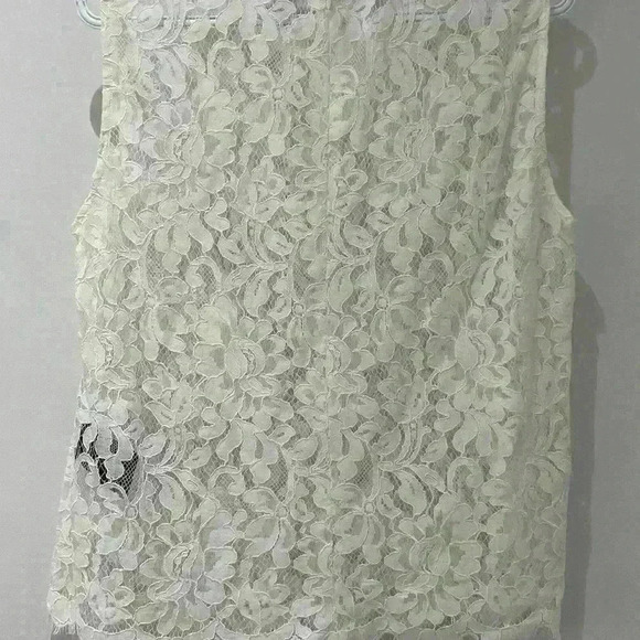 Set made in Europe white sleeveless lace women’s top size 12 - Picture 2 of 7